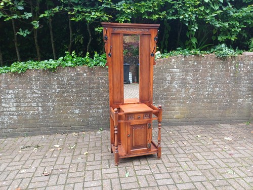 Vintage oak old charm - vintage, hall