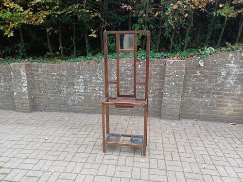 Antique arts and crafts - and,