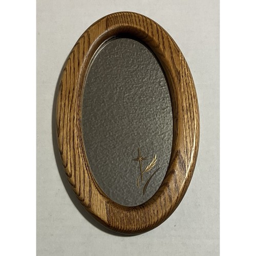 Vtg small oval oak - vtg,